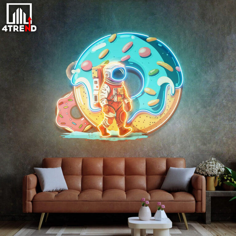 AstronautDonut_2_700x